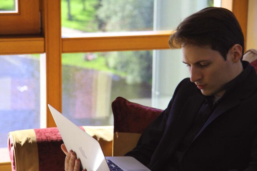 картинка: дуров начинал с фриланса